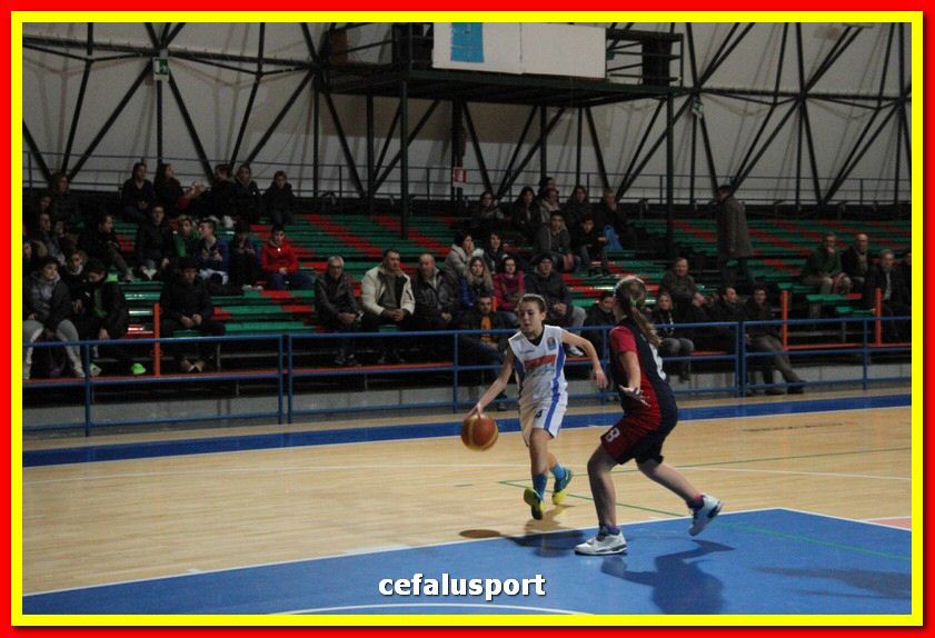 150228 Basket_U13F 119_tn.jpg